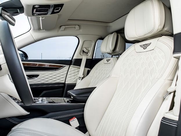 2022 Bentley Flying Spur W12 Sedan