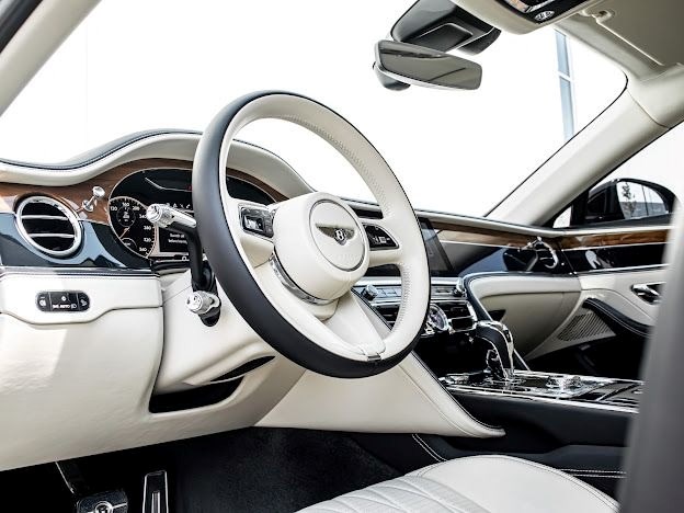 2022 Bentley Flying Spur W12 Sedan