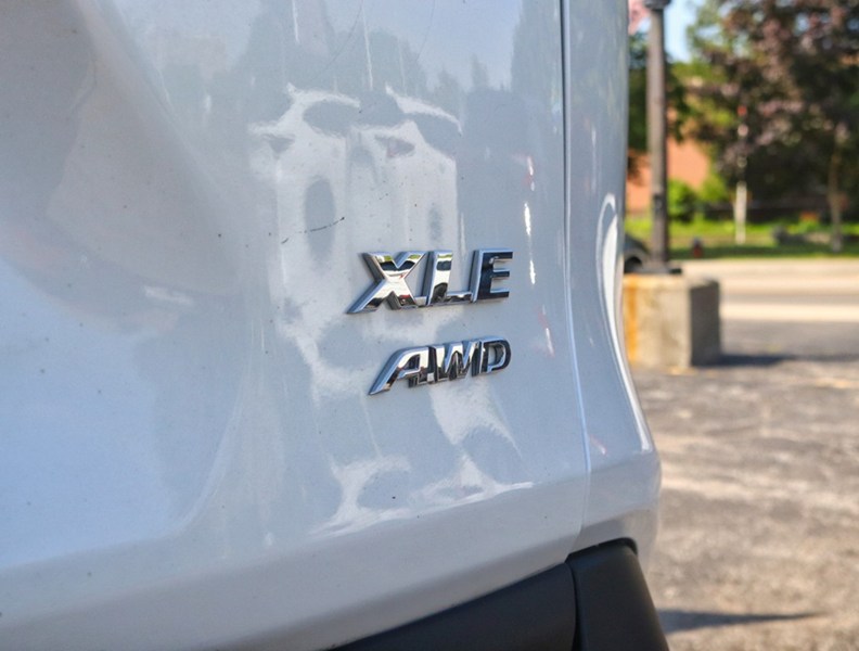 2024 Toyota Rav4 XLE AWD