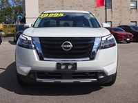 2023 Nissan Pathfinder SL 4WD