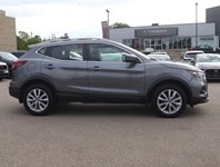 2023 Nissan Qashqai AWD SV CVT