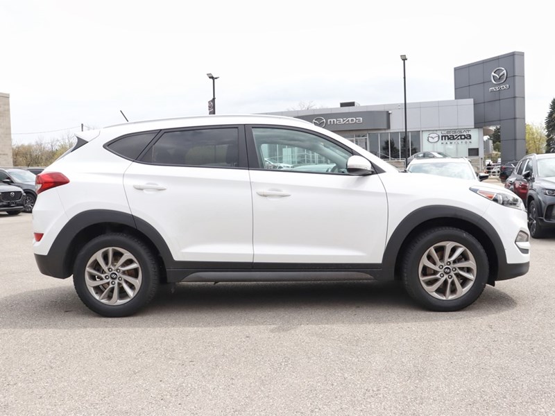 2016 Hyundai Tucson FWD 4dr 2.0L Premium