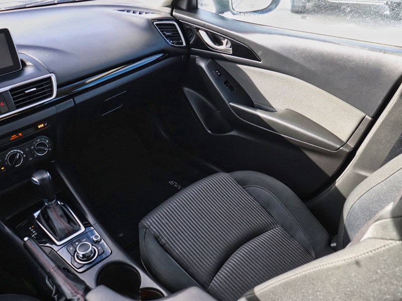 2016 Mazda Mazda3 4dr Sdn Auto GS