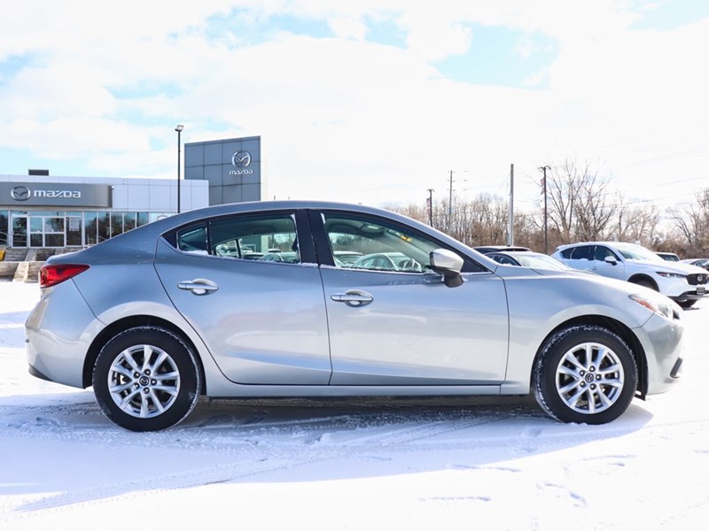 2016 Mazda Mazda3 4dr Sdn Auto GS