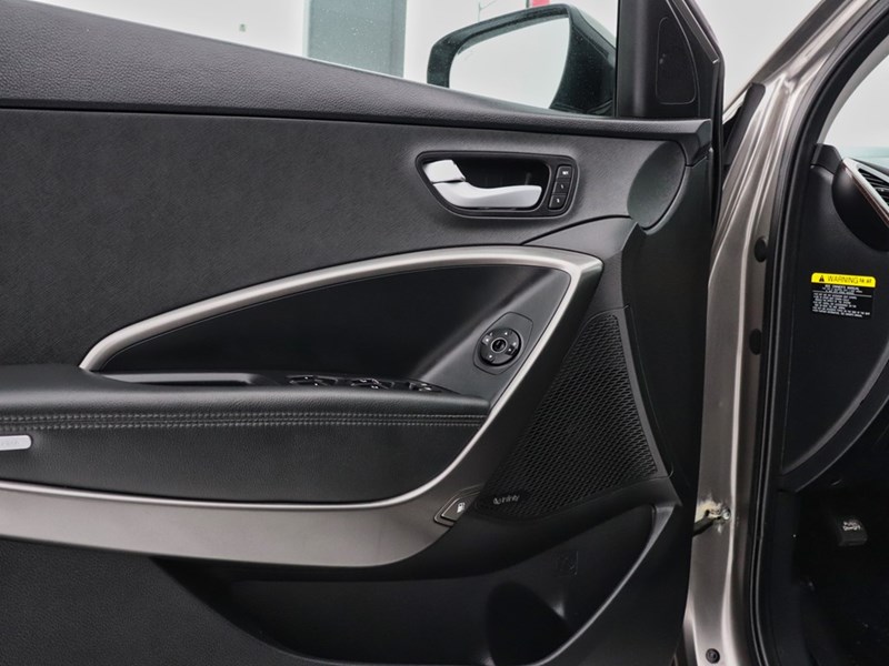 2017 Hyundai Santa Fe Sport AWD 4dr 2.0T Limited