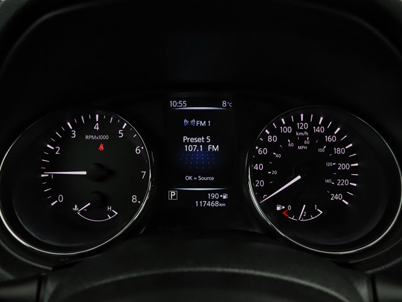 2017 Nissan Rogue AWD 4dr SL Platinum