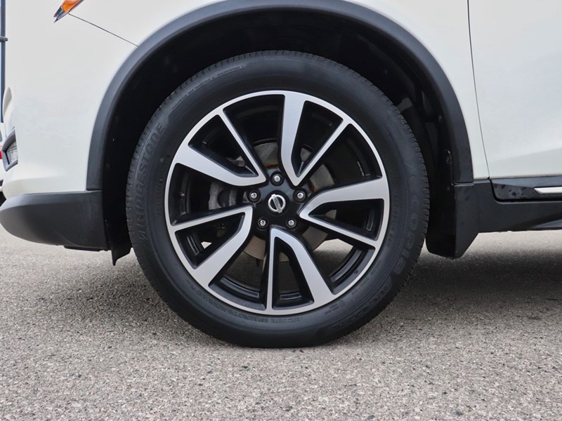 2017 Nissan Rogue AWD 4dr SL Platinum