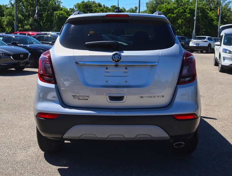 2018 Buick Encore FWD 4Dr Essence