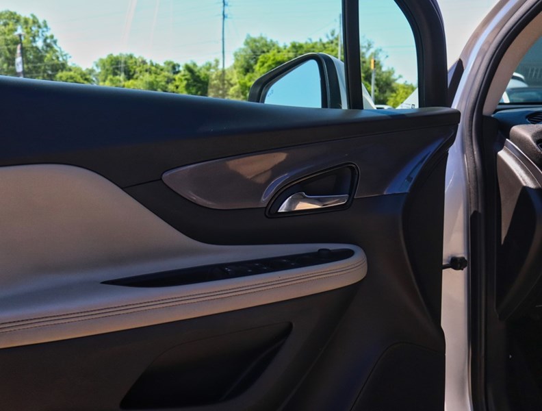 2018 Buick Encore FWD 4Dr Essence