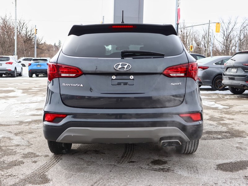 2018 Hyundai Santa Fe Sport 2.4L FWD