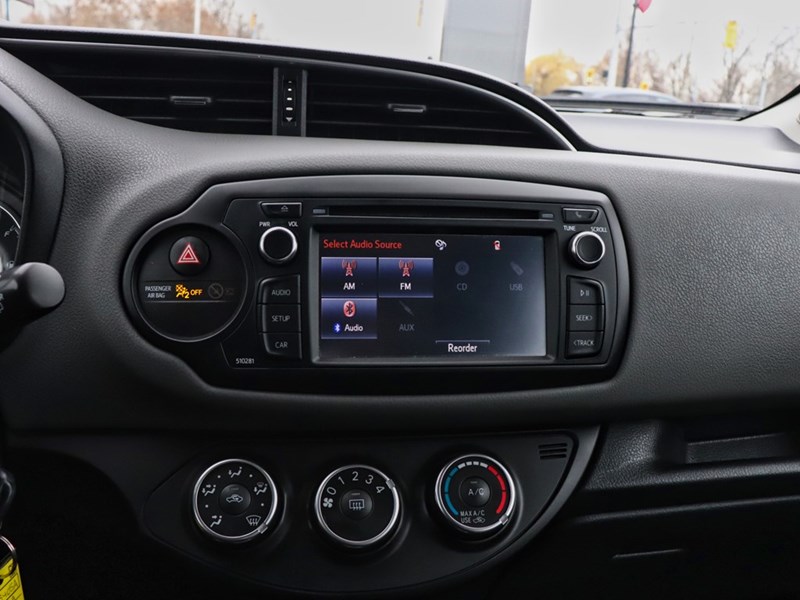 2019 Toyota Yaris 5dr LE Auto