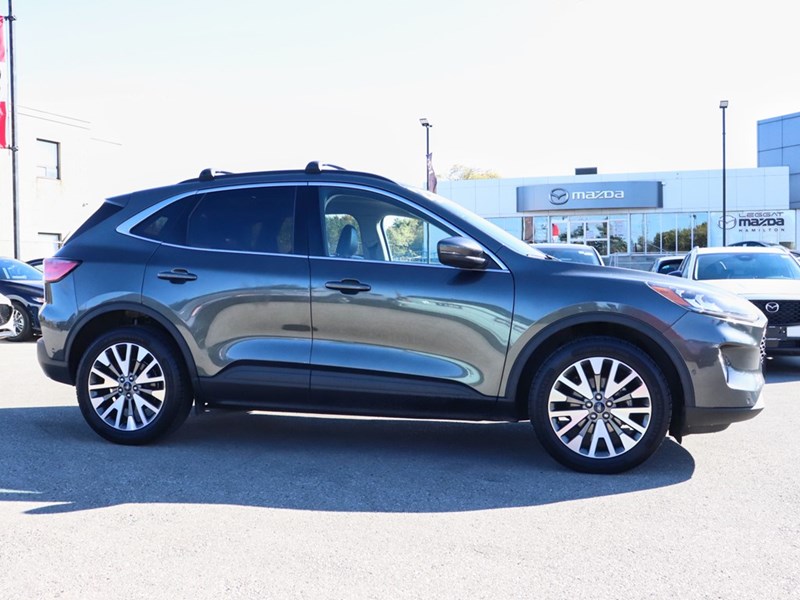 2020 Ford Escape Titanium AWD