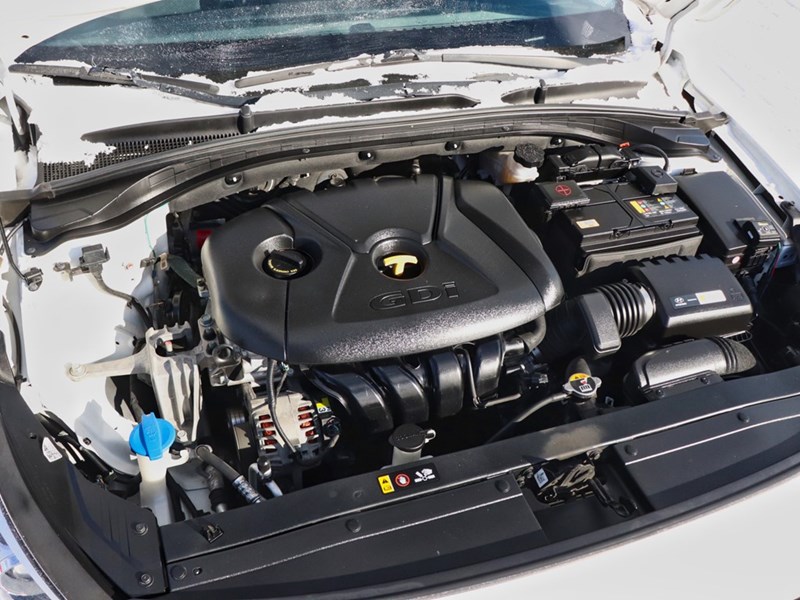 2020 Hyundai Elantra GT Luxury Auto