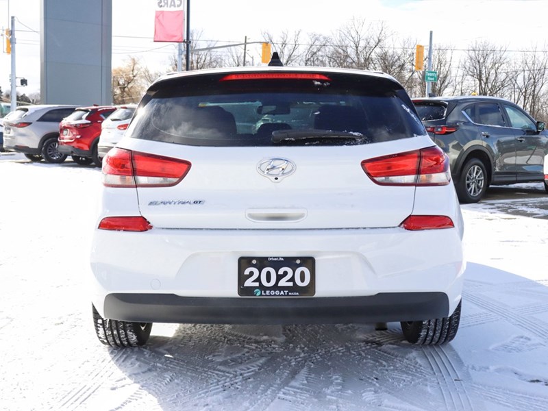 2020 Hyundai Elantra GT Luxury Auto