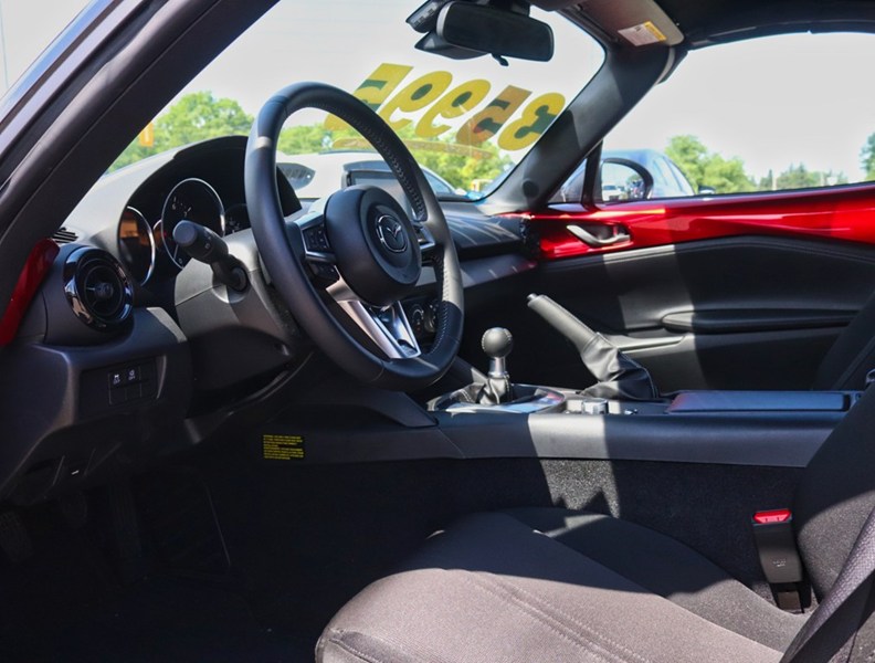2023 Mazda Mx-5 Gs Manual
