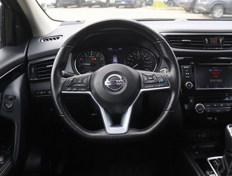 2023 Nissan Qashqai AWD SV CVT
