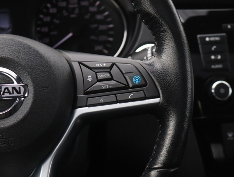2023 Nissan Qashqai AWD SV CVT