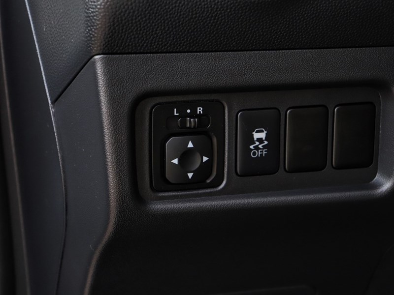 2024 Mitsubishi Mirage ES CVT