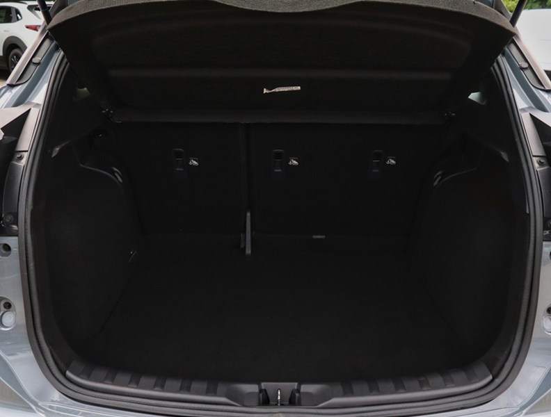 2024 Nissan Kicks SR FWD