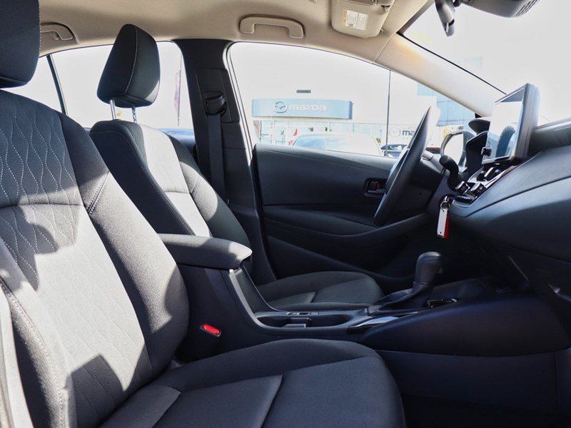 2025 Toyota Corolla LE CVT