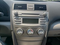 2011 Toyota Camry 4dr Sdn I4 Auto LE