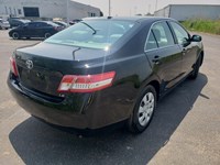 2011 Toyota Camry 4dr Sdn I4 Auto LE