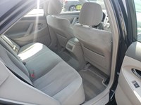 2011 Toyota Camry 4dr Sdn I4 Auto LE