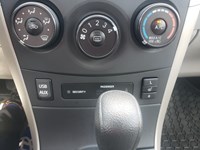 2013 Toyota Corolla 4dr Sdn Auto CE
