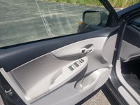 2013 Toyota Corolla 4dr Sdn Auto CE