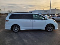 2020 Toyota Sienna SE 7-Passenger AWD