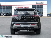 2022 Nissan Pathfinder Platinum 4WD