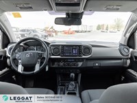 2022 Toyota Tacoma 4X4 Double Cab SR5 Auto