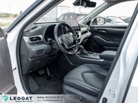 2023 Toyota Highlander Hybrid Hybrid Limited AWD