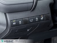 2024 Toyota Camry SE Auto