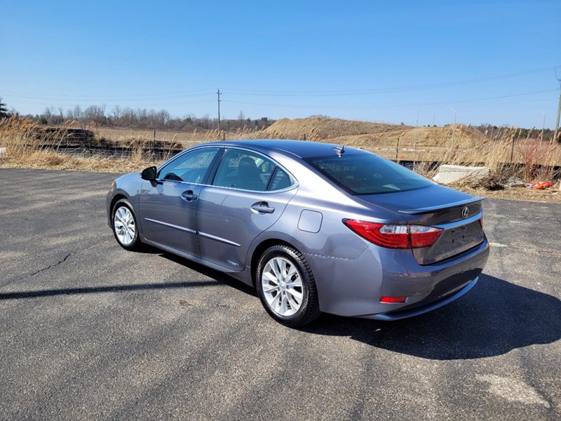 2014 Lexus Es 300H 4Dr Sdn