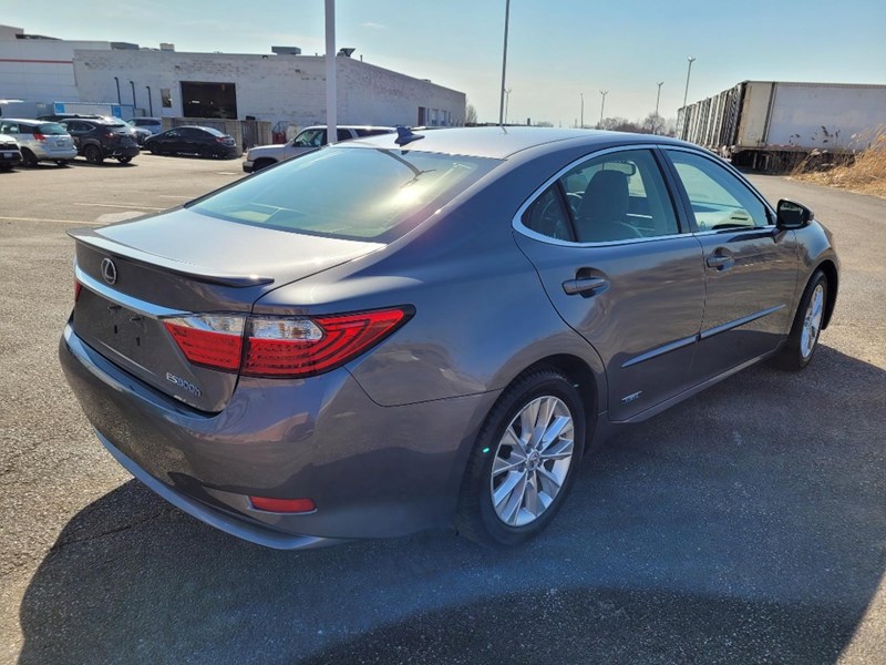 2014 Lexus Es 300H 4Dr Sdn