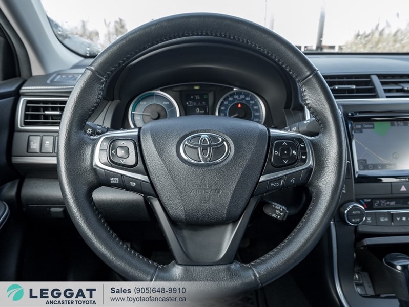2017 Toyota Camry Hybrid 4dr Sdn XLE