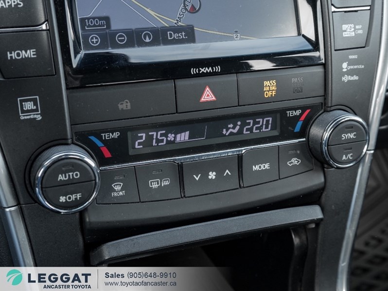 2017 Toyota Camry Hybrid 4dr Sdn XLE