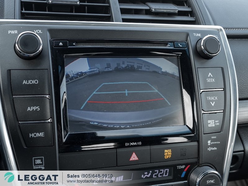 2017 Toyota Camry Hybrid 4dr Sdn XLE