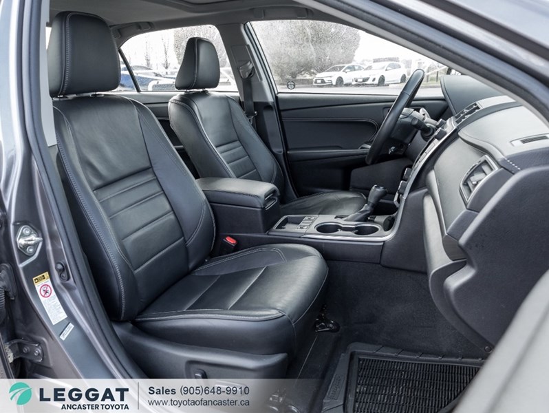 2017 Toyota Camry Hybrid 4dr Sdn XLE