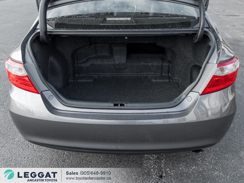 2017 Toyota Camry Hybrid 4dr Sdn XLE