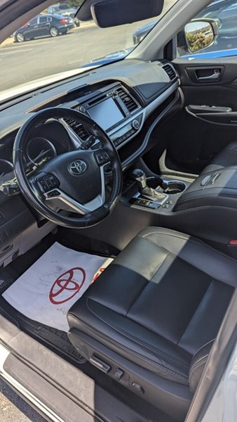 2019 Toyota Highlander AWD XLE