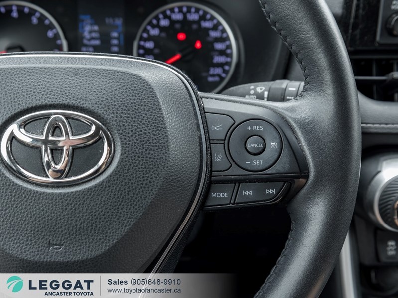 2020 Toyota RAV4 XLE FWD