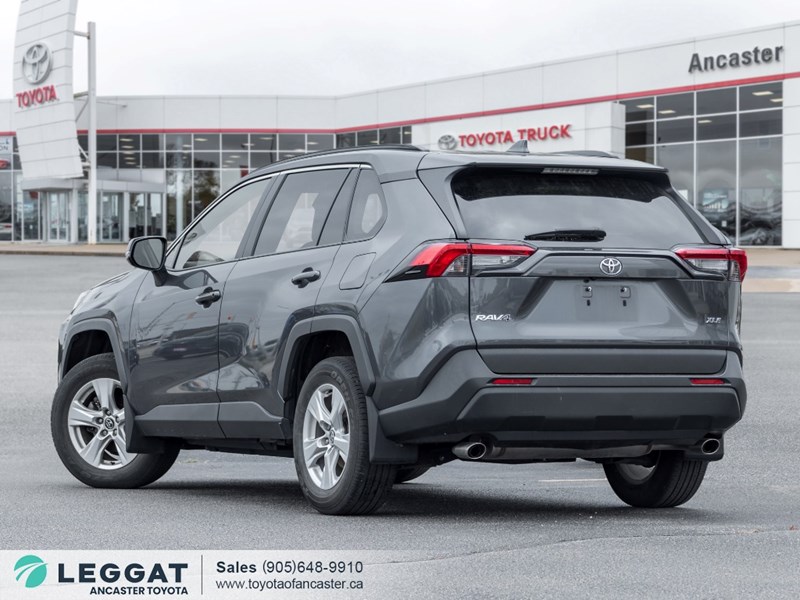 2020 Toyota RAV4 XLE FWD
