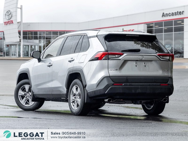 2022 Toyota Rav4 XLE AWD