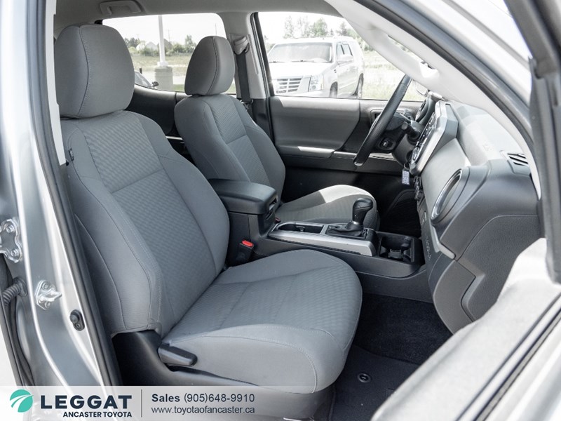 2022 Toyota Tacoma 4X4 Double Cab SR5 Auto