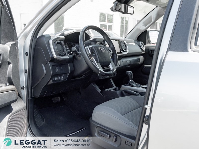 2022 Toyota Tacoma 4X4 Double Cab SR5 Auto