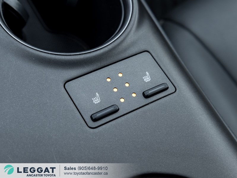 2023 Toyota Camry Hybrid Hybrid SE Auto