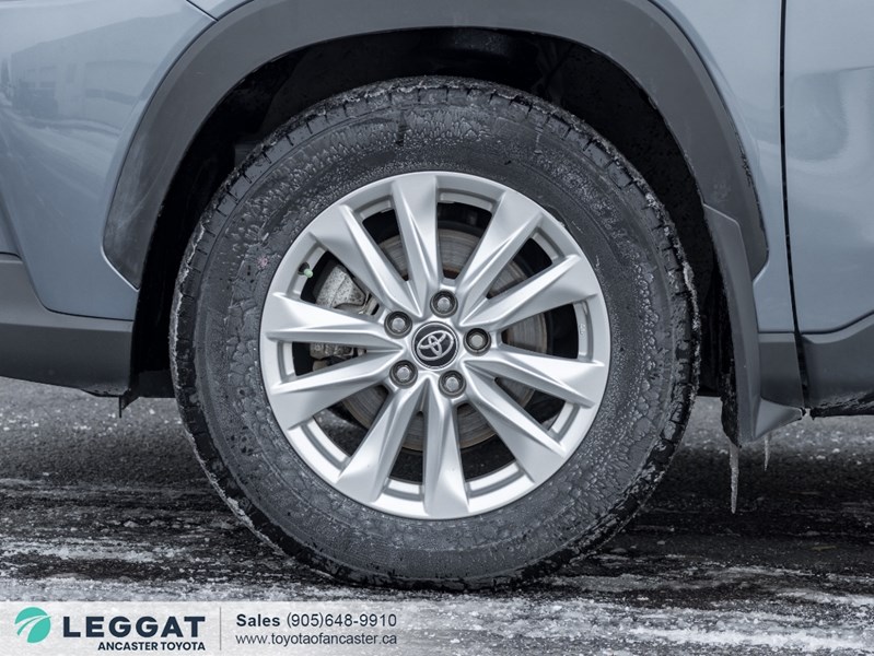 2024 Toyota Corolla Cross LE AWD