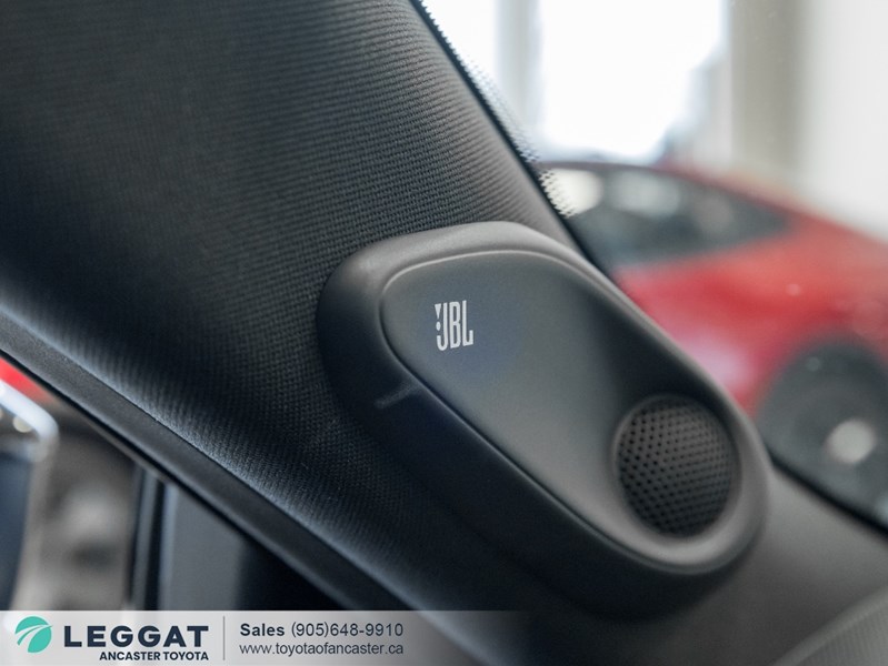 2025 Toyota Crown Signia Limited AWD